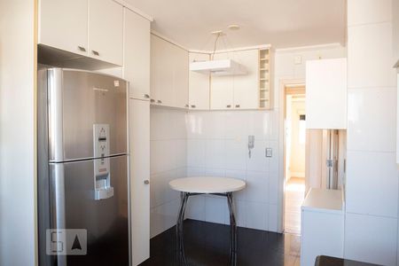 Apartamento à venda com 200m², 4 quartos e 3 vagasCozinha