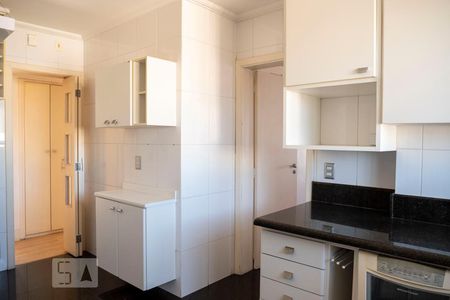 Apartamento à venda com 200m², 4 quartos e 3 vagasCozinha