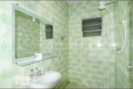 Banheiro Social de casa à venda com 2 quartos, 150m² em Socorro, São Paulo