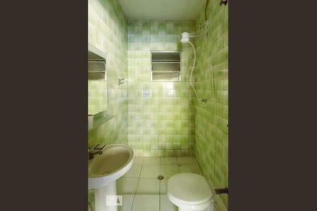 Banheiro Social de casa à venda com 2 quartos, 150m² em Socorro, São Paulo