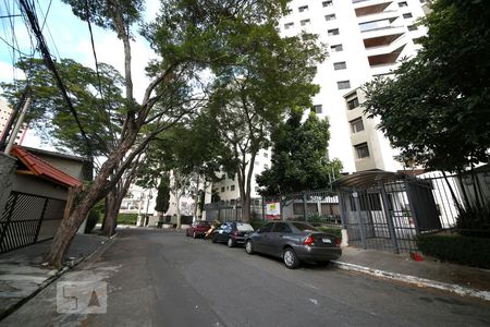Apartamento à venda com 190m², 4 quartos e 4 vagasVizinhança