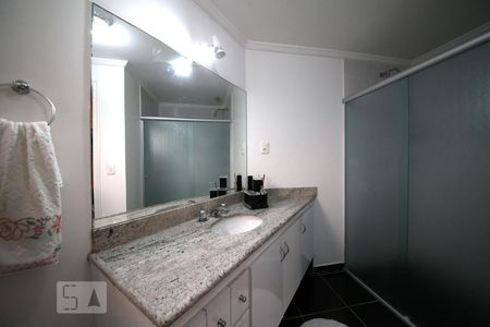 Apartamento à venda com 190m², 4 quartos e 4 vagasSuíte 2 - Banheiro