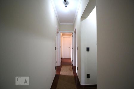 Apartamento à venda com 190m², 4 quartos e 4 vagasCorredor