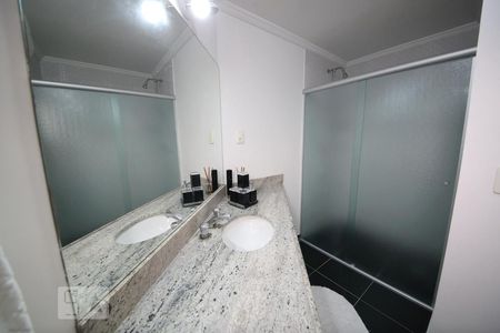 Apartamento à venda com 190m², 4 quartos e 4 vagasSuíte 2 - Banheiro