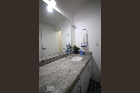 Apartamento à venda com 190m², 4 quartos e 4 vagasBanheiro