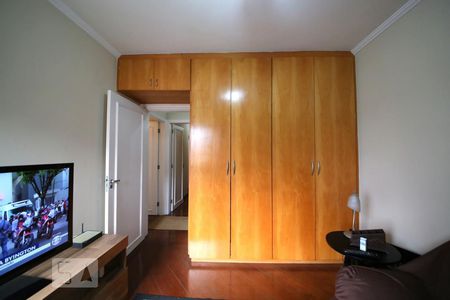 Apartamento à venda com 190m², 4 quartos e 4 vagasQuarto 2