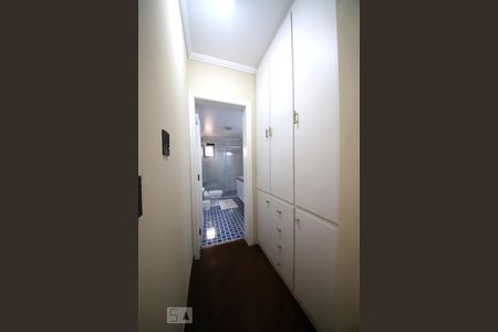 Apartamento à venda com 190m², 4 quartos e 4 vagasSuíte 2 - Armários