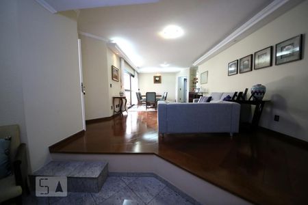Apartamento à venda com 190m², 4 quartos e 4 vagasSala