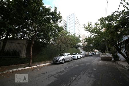 Apartamento à venda com 190m², 4 quartos e 4 vagasVizinhança