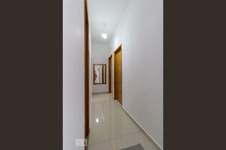 Corredor de casa de condomínio à venda com 3 quartos, 350m² em Lins de Vasconcelos, Rio de Janeiro