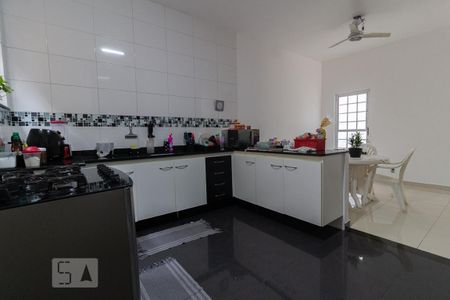 Cozinha de casa de condomínio à venda com 3 quartos, 350m² em Lins de Vasconcelos, Rio de Janeiro