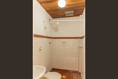 Banheiro de casa para alugar com 1 quarto, 45m² em Saúde, São Paulo