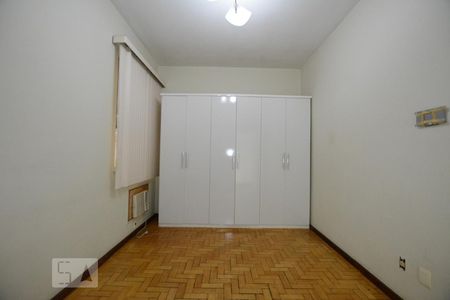Quarto 1 de apartamento para alugar com 3 quartos, 102m² em Ramos, Rio de Janeiro