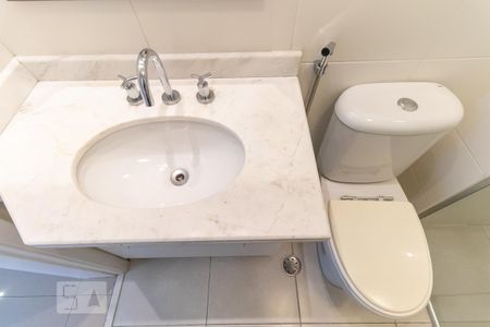 Apartamento para alugar com 135m², 2 quartos e 2 vagasBanheiro da suíte