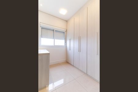 Apartamento para alugar com 135m², 2 quartos e 2 vagasCloset da suíte