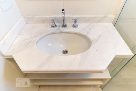 Apartamento para alugar com 135m², 2 quartos e 2 vagasBanheiro social