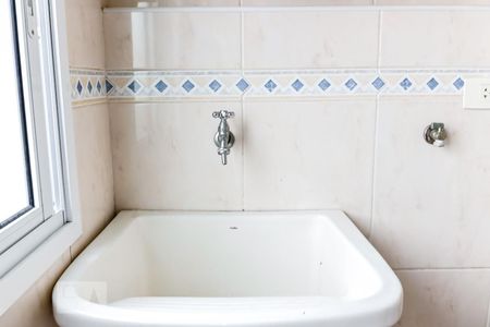 Apartamento para alugar com 59m², 2 quartos e 1 vagaÁrea de Serviço