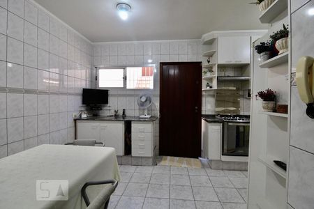 Casa à venda com 174m², 3 quartos e 3 vagasCozinha