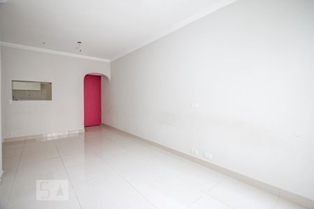 Apartamento para alugar com 76m², 2 quartos e 1 vagaSala