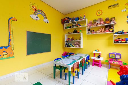 Apartamento à venda com 42m², 2 quartos e 1 vaga Apartamento à venda com 42m², 2 quartos e 1 vagaÁrea Comum - Brinquedoteca