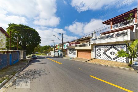 Casa à venda com 230m², 3 quartos e 2 vagasFachada