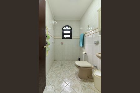 Casa à venda com 230m², 3 quartos e 2 vagasBanheiro Social