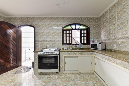 Casa à venda com 230m², 3 quartos e 2 vagasCozinha 1