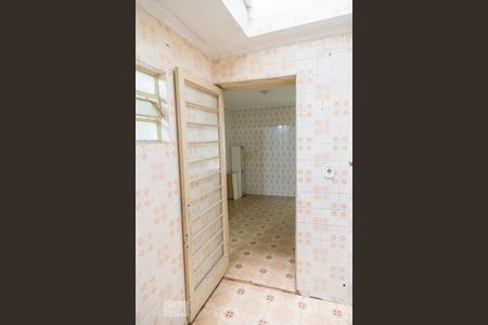 Casa à venda com 52m², 2 quartos e 1 vagaÁrea de Serviço