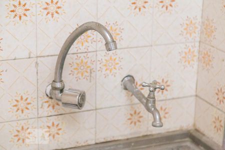 Casa à venda com 52m², 2 quartos e 1 vagaÁrea de Serviço