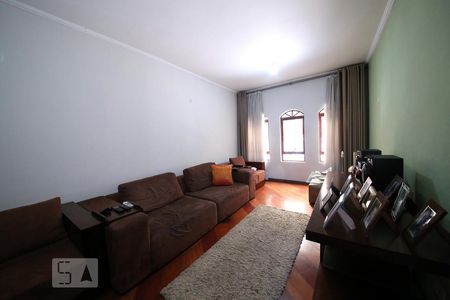 Sala de casa à venda com 3 quartos, 131m² em Cupecê, São Paulo