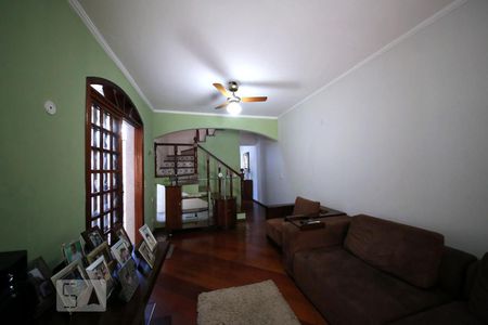 Sala de casa à venda com 3 quartos, 131m² em Cupecê, São Paulo
