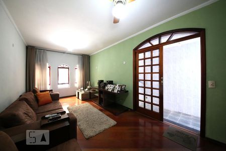 Sala de casa à venda com 3 quartos, 131m² em Cupecê, São Paulo