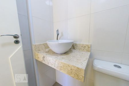 Apartamento para alugar com 57m², 2 quartos e 1 vagaBanheiro 