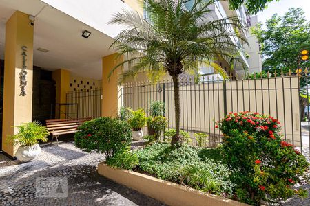 Apartamento para alugar com 700m², 3 quartos e sem vagaEntrada