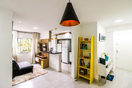 Sala de jantar de apartamento para alugar com 1 quarto, 43m² em Jardim das Acácias, São Paulo