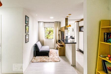 Sala de jantar de apartamento para alugar com 1 quarto, 43m² em Jardim das Acácias, São Paulo