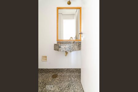Apartamento para alugar com 105m², 3 quartos e 2 vagasLavabo