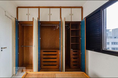 Apartamento para alugar com 105m², 3 quartos e 2 vagasQuarto 3