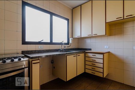 Apartamento para alugar com 105m², 3 quartos e 2 vagasCozinha