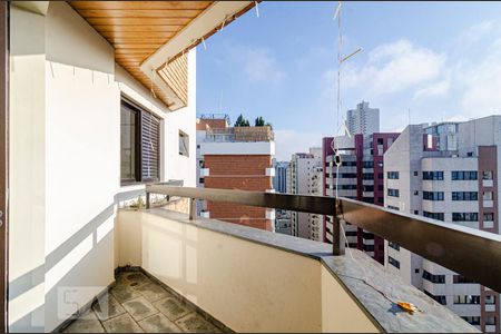 Apartamento para alugar com 105m², 3 quartos e 2 vagasVaranda