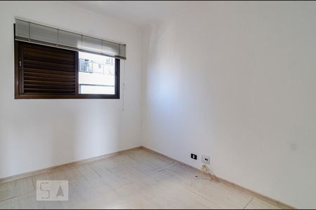 Apartamento para alugar com 105m², 3 quartos e 2 vagasQuarto 2