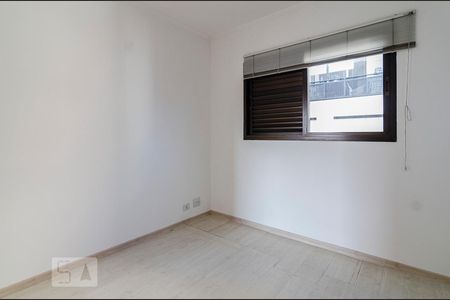 Apartamento para alugar com 105m², 3 quartos e 2 vagasQuarto 2