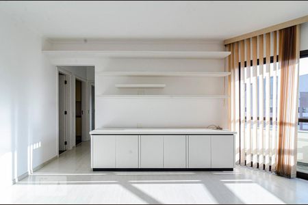Apartamento para alugar com 105m², 3 quartos e 2 vagasSala