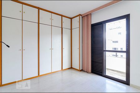 Apartamento para alugar com 105m², 3 quartos e 2 vagasSuíte