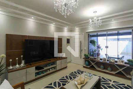 Sala de casa à venda com 3 quartos, 200m² em Quinta da Paineira, São Paulo