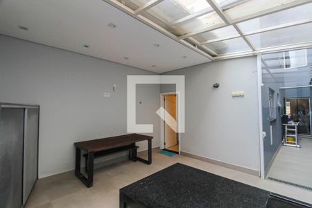 Casa à venda com 200m², 3 quartos e 2 vagas Casa à venda com 200m², 3 quartos e 2 vagasÁrea de Serviço