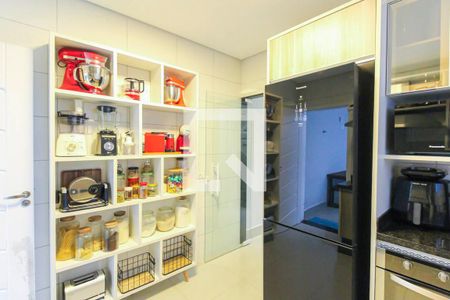 Casa à venda com 200m², 3 quartos e 2 vagas Casa à venda com 200m², 3 quartos e 2 vagasCozinha