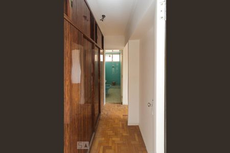 Corredor de apartamento para alugar com 2 quartos, 70m² em Alto da Mooca, São Paulo