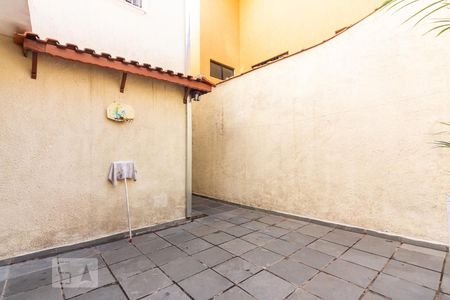 Casa à venda com 244m², 5 quartos e 3 vagasÁrea de Serviço