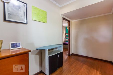 Casa à venda com 244m², 5 quartos e 3 vagasHall